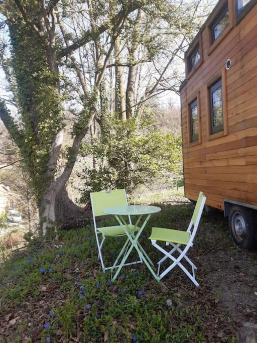 Micro Maison Bois / Tiny House Au Calme Crest Exterior foto